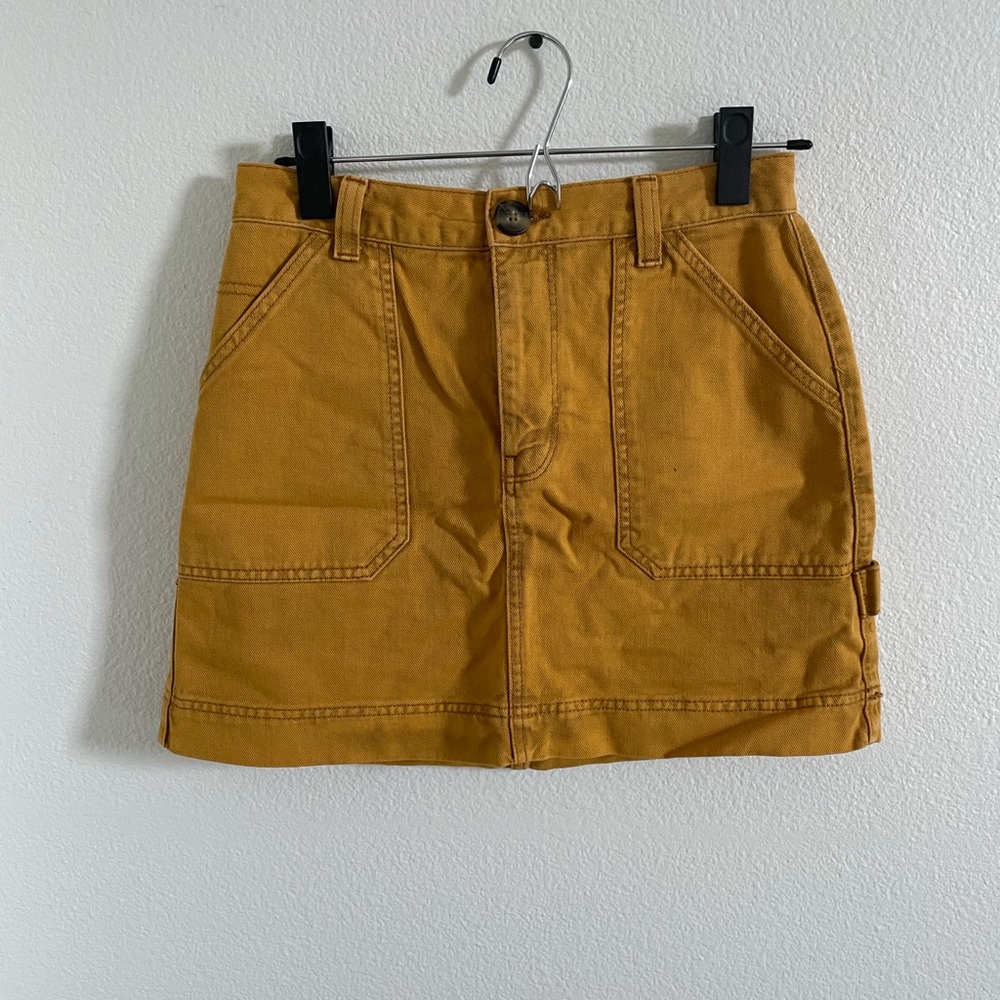 BDG yellow skirt